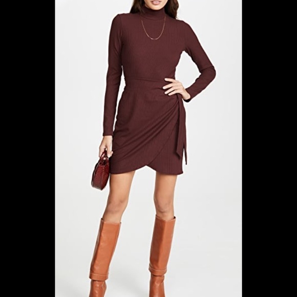 Reformation Dresses & Skirts - Reformation Long Sleeve Mini Dress